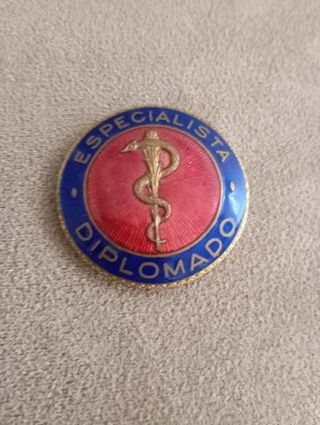 Insignia médico Especialista Diplomado
