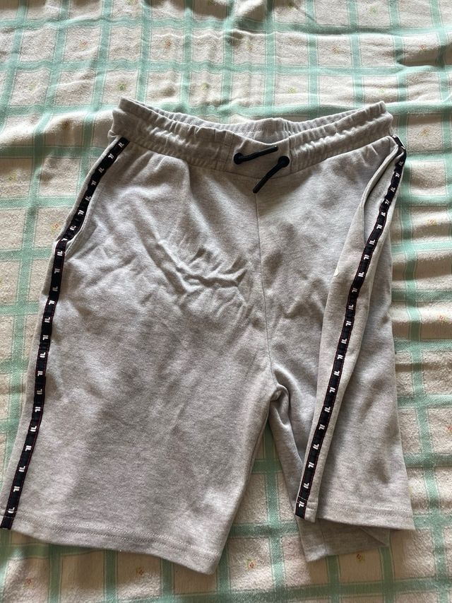 Shorts Fila Gris - Talla M