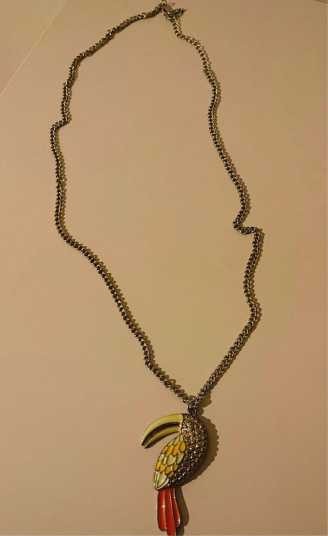 3 Colares com Pingentes