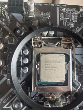 Intel Pentium Gold G5420 + Placa Base