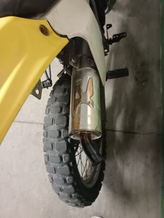 se vende o cambia suzuki rmx de 49 cc por scooter