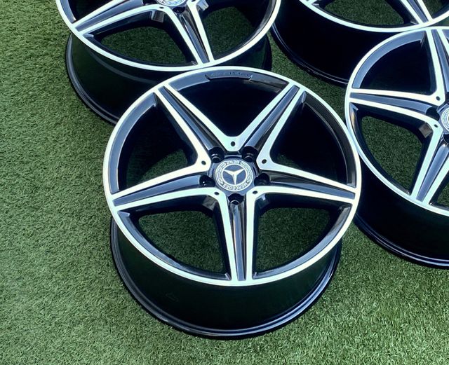 Llantas Originales Mercedes AMG 18" - Impolutas