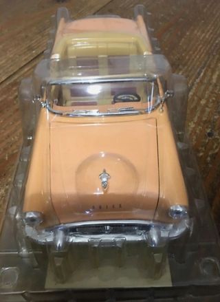 BUICK CENTURY CABRIO. AÑO 1958. ESCALA 1/18. NUEVO