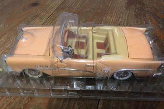 BUICK CENTURY CABRIO. AÑO 1958. ESCALA 1/18. NUEVO