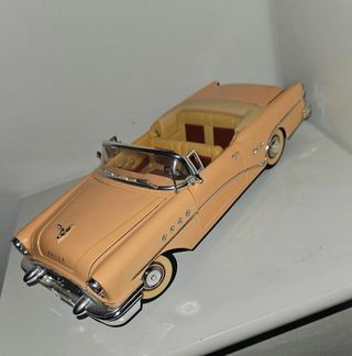 BUICK CENTURY CABRIO. AÑO 1958. ESCALA 1/18. NUEVO
