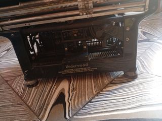 Máquina escribir Underwood antigua