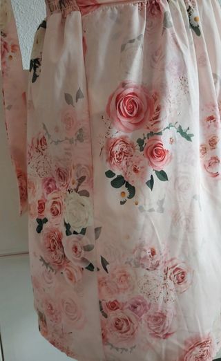 Vestido floral rosa claro