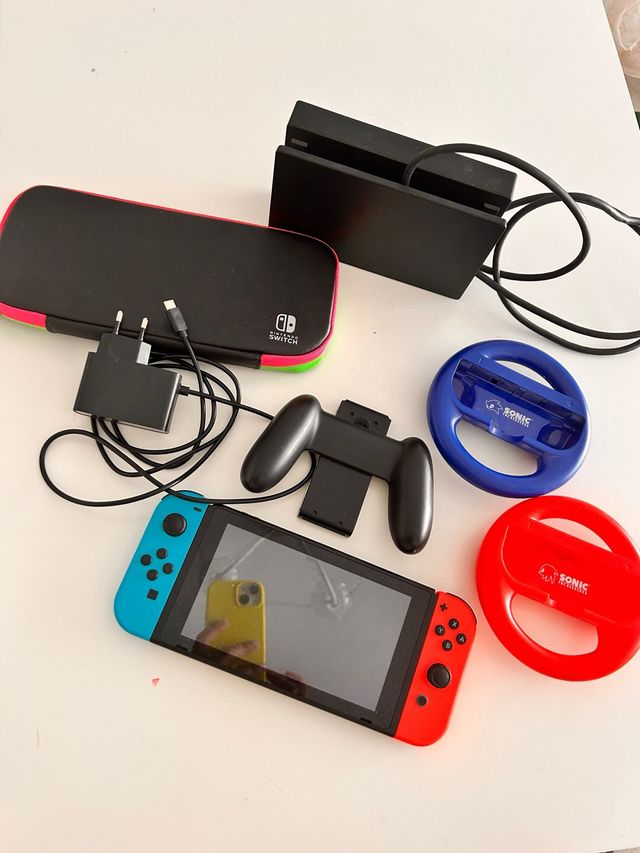 Nintendo Switch - Blu e rosso