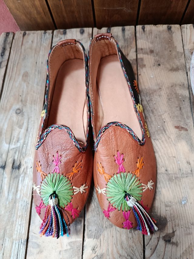 Mocassini da barca artigianali etnici