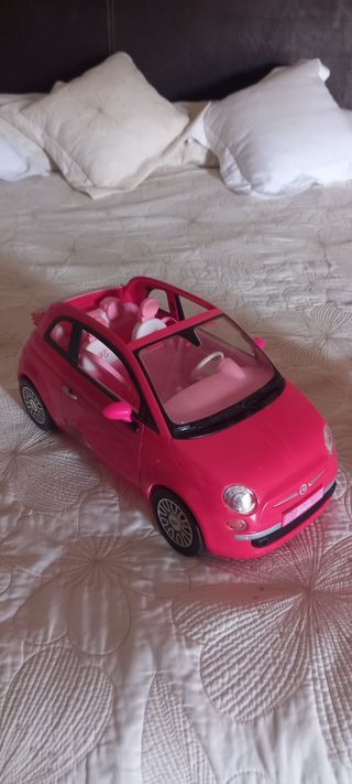Auto rosa Barbie Fiat 500