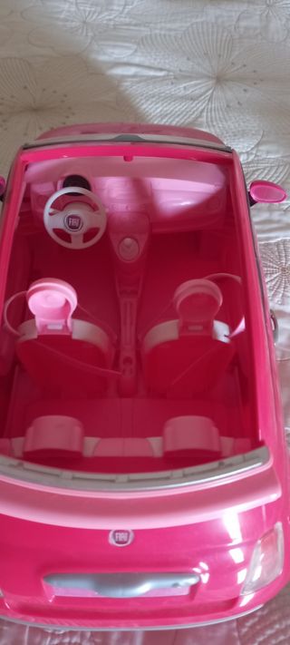 Auto rosa Barbie Fiat 500