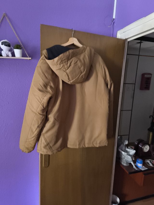 Parka marrón talla XL,44