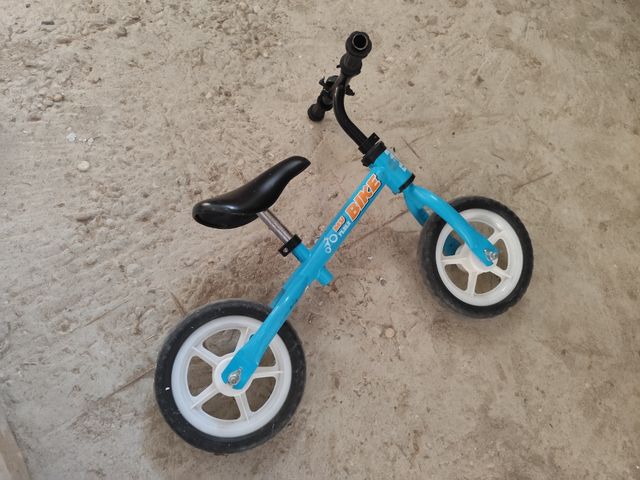 Bicicleta sin pedales Feber