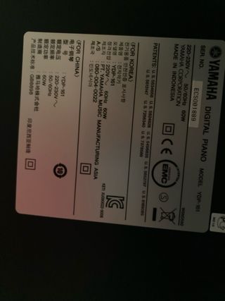 Yamaha Arius YDP-161 Piano Digital