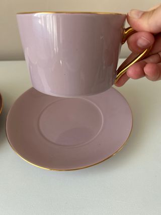 2 tazas desayuno bicolor con filo dorado