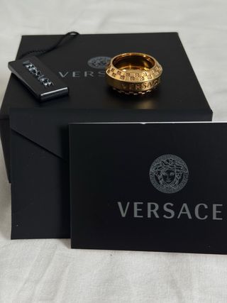 Anillo Versace dorado para hombre IT 23