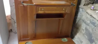 Recibidor de madera de estilo clásico