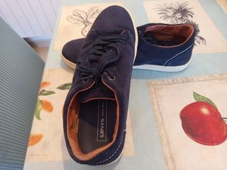 Zapatillas Levis azules n. 42