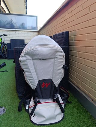 Mochila portabebés Quechua 15kg