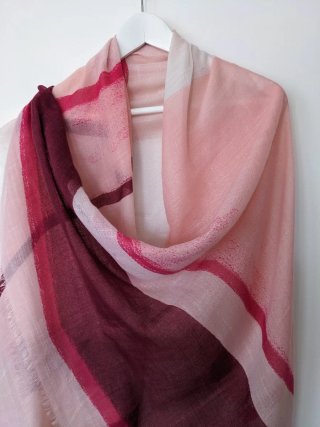 2 foulards viscosa rayas y lunares, uno de Parfois
