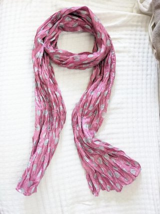 2 foulards viscosa rayas y lunares, uno de Parfois