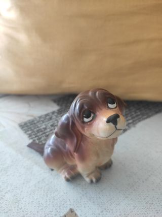 2 figure di cani in ceramica e resina