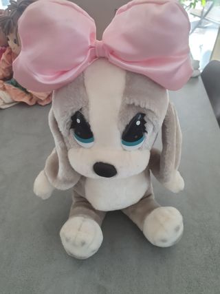Peluche cucciolo tenero