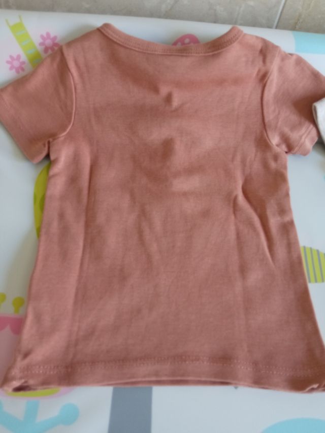 2 Camisetas Bebé H&M 6-9m nuevas