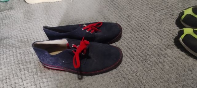 Zapatillas Nike negras y verdes