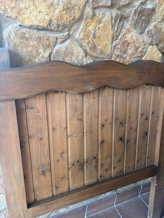 Cabecero madera estilo rústico