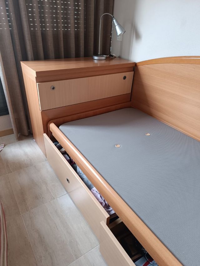 Dormitorio juvenil de madera