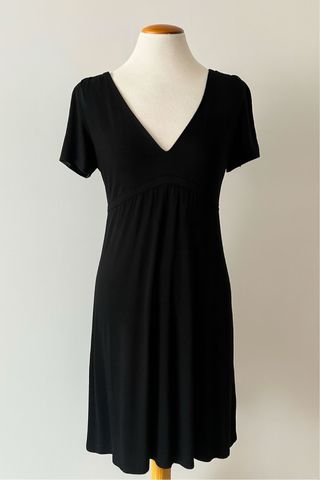 Vestido negro corto Mango 