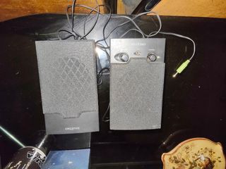 Altavoces Creative negros