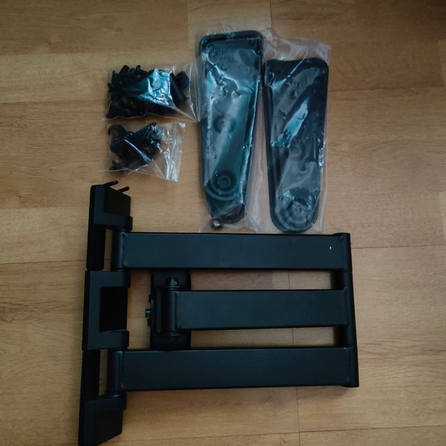 Vendo SOPORTE TV OSCILANTE FONESTAR STV-683N