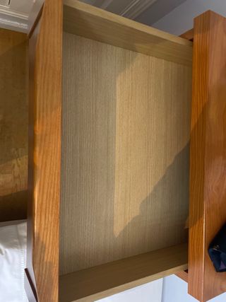 Sinfonier+mesilla +cajonera + mesa de Dormitorio