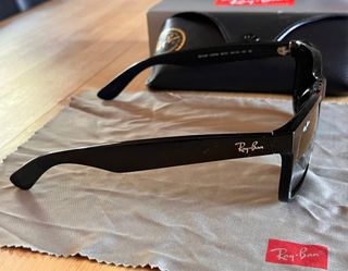 Ray-Ban Justin, Gafas de sol