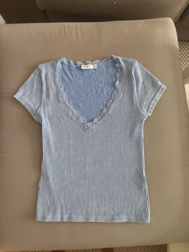 Camiseta Stradivarius azul talla S