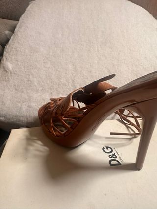 Zapatos tacón Dolce & Gabbana marrón
