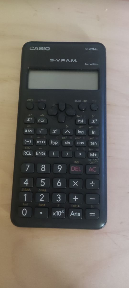 Casio fx-82MS Calculadora científica de Segunda mano por EUR