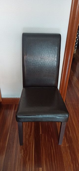 4 Sillas Comedor Piel Marrón
nuevas 