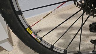 Bicicleta Specialized Stumpjumper carbono 26.