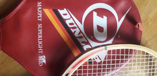 Raqueta Dunlop Maxply Superlight