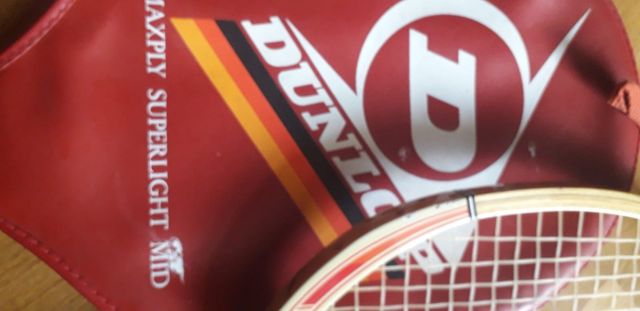 Raqueta Dunlop Maxply Superlight