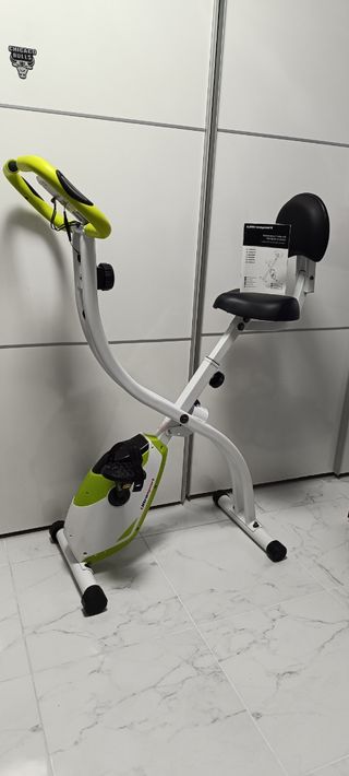 Bicicleta estática plegable