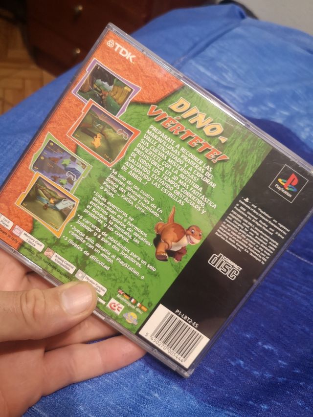 PS1 (PlayStation) racing adventure Dinocabalgada