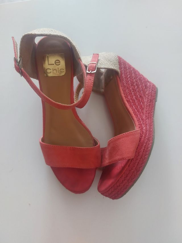 Cuñas coral Le Chic. SIN caja