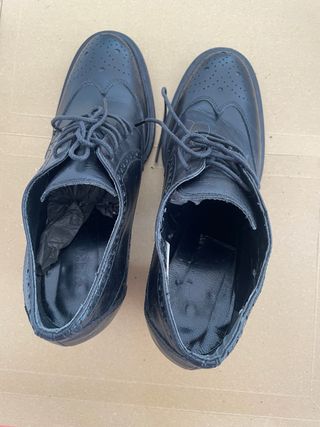 Zapatos Oxford negros de tacón