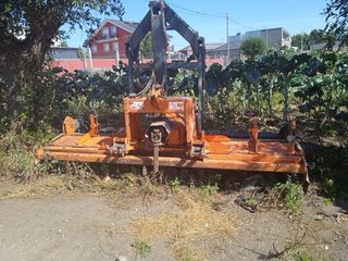 Se vende maquinaria (solo llamadas tlf descripcion