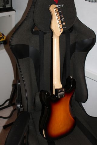 Guitarra electrica niños OQAN QGE ST 1/4