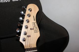 Guitarra electrica niños OQAN QGE ST 1/4